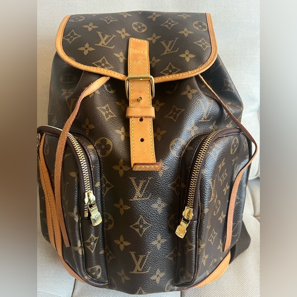 Louis Vuitton Monogram Bosphore Backpack - Picture 2 of 11